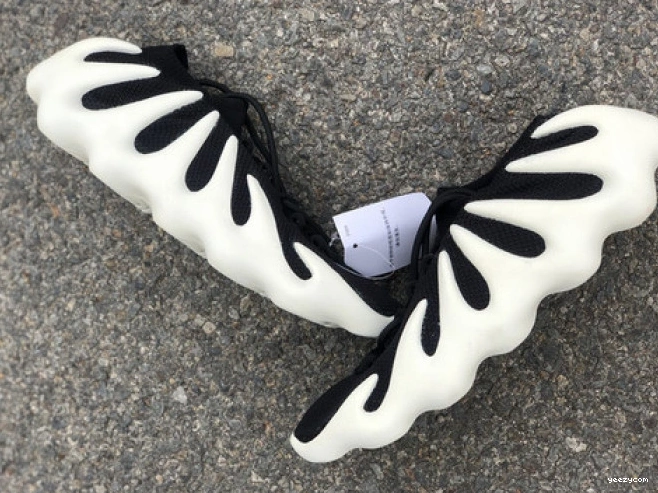 Black Adidas 450 Yeezy H68049 Cloud 0822